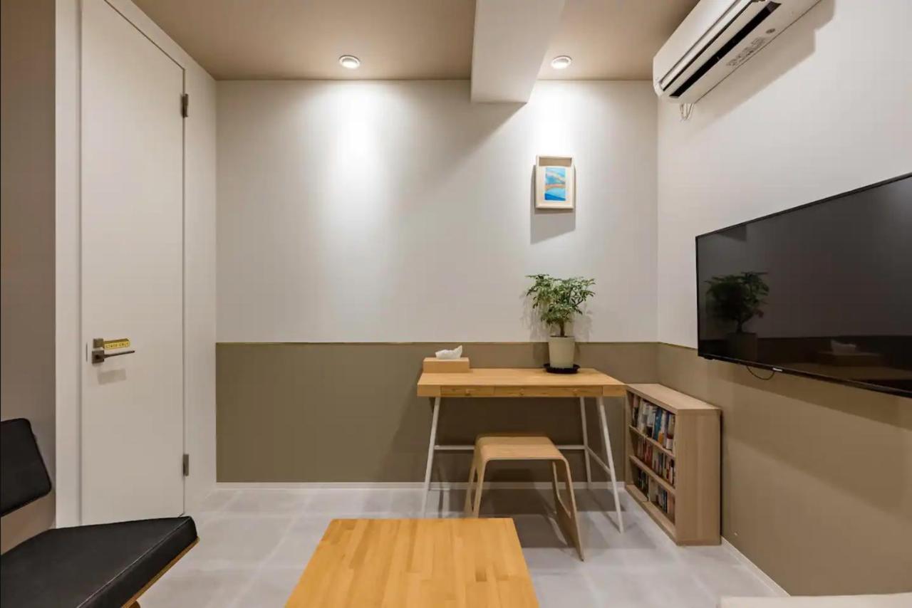 8B Hotel -Osaka Nishikujo Apartment- Екстер'єр фото