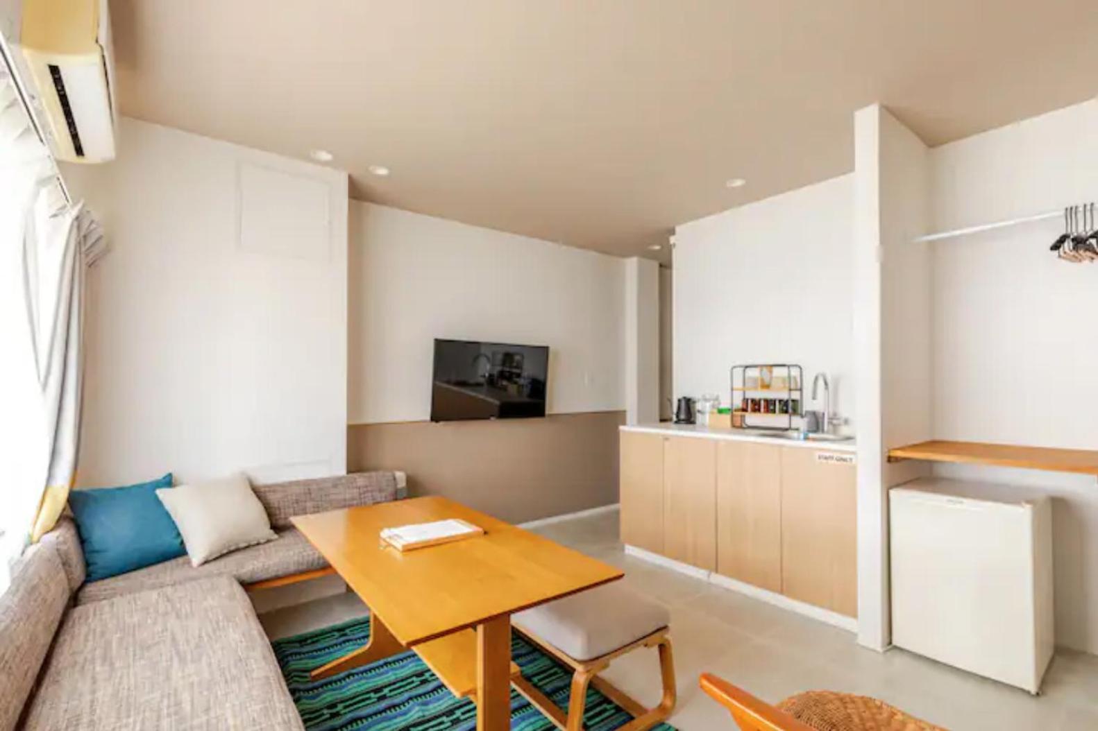 8B Hotel -Osaka Nishikujo Apartment- Екстер'єр фото