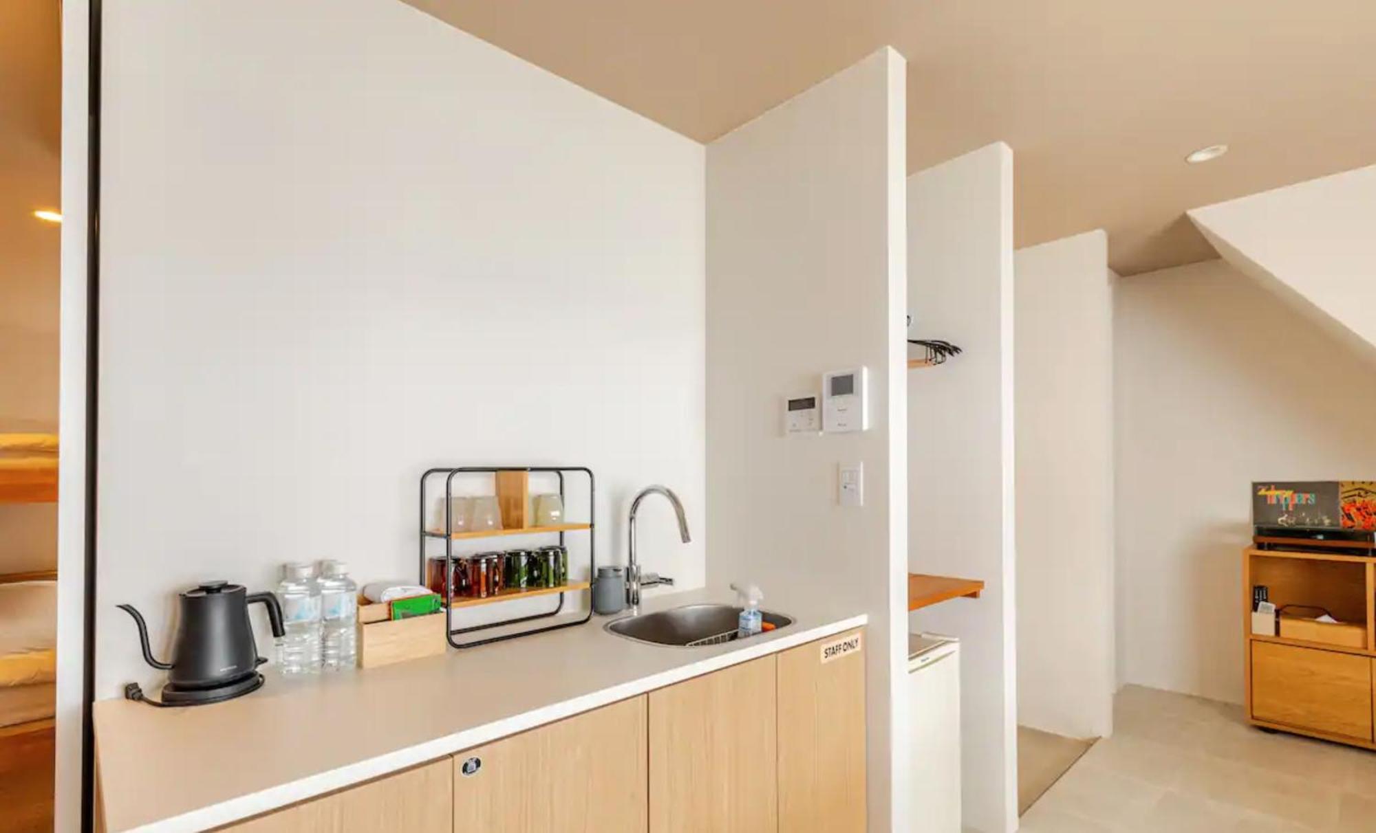 8B Hotel -Osaka Nishikujo Apartment- Екстер'єр фото