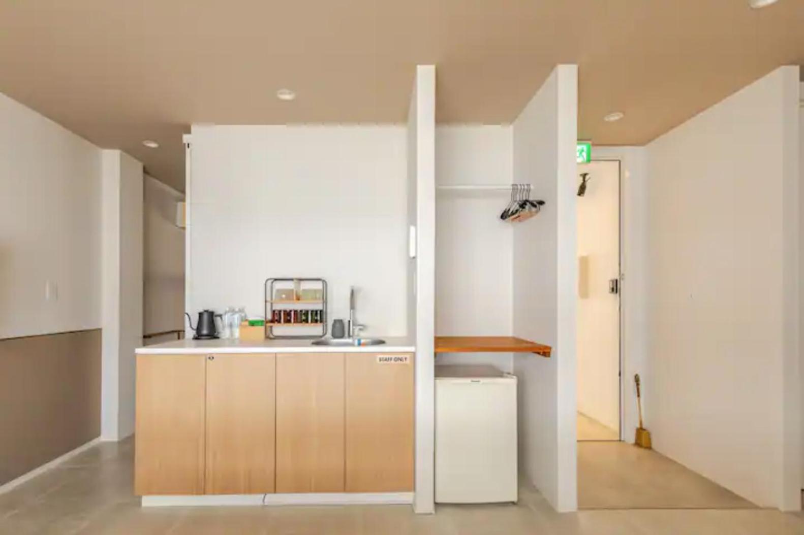 8B Hotel -Osaka Nishikujo Apartment- Екстер'єр фото